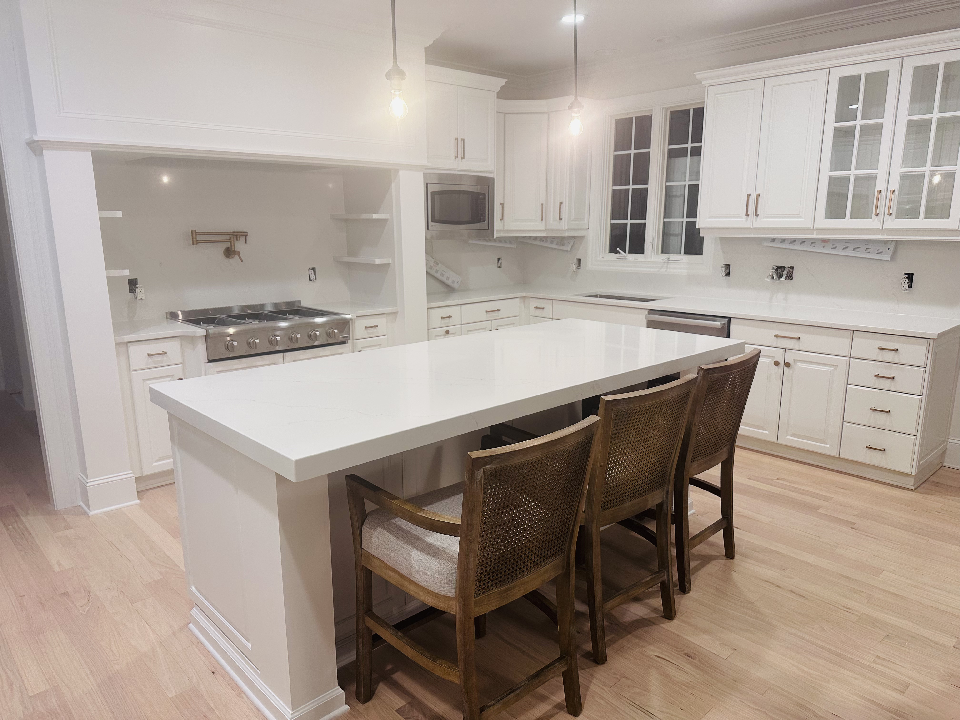 Kitchen Island with Seating